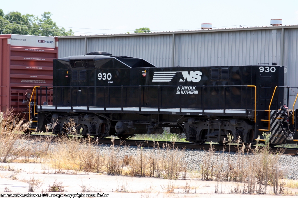 NS 930